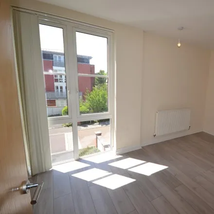 Image 2 - Woodford Road, Leicester, LE2 7AQ, United Kingdom - Apartment for rent