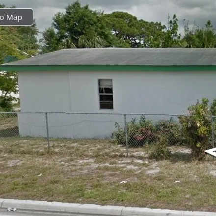 Buy this 2 bed house on Avenue O & North 17th Street in North 17th Street, Fort Pierce