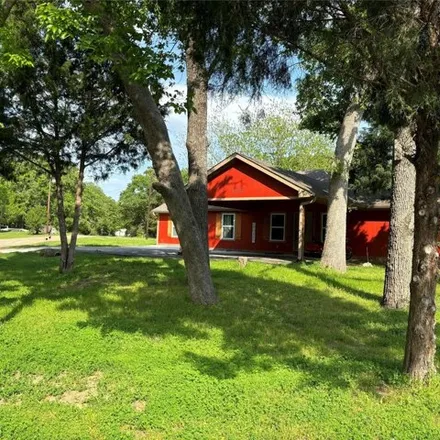 Buy this 3 bed house on 13983 Pancho Villa in Log Cabin, Henderson County