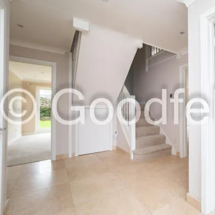 Image 2 - Bridleway Close, Ewell, KT17 3DY, United Kingdom - House for rent
