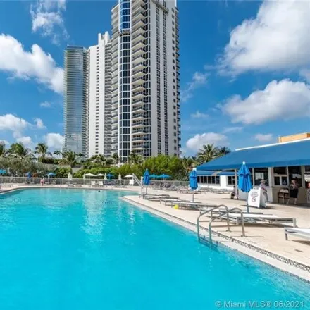 Image 6 - Ramada Plaza Marco Polo Beach Resort, 19201 Collins Avenue, Golden Shores, Sunny Isles Beach, FL 33160, USA - Condo for rent