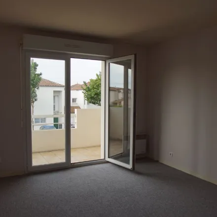 Rent this 2 bed apartment on 6 Impasse Auguste Delpech in 86180 Buxerolles, France