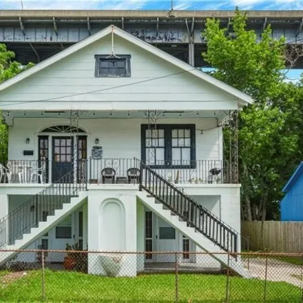 Buy this 9 bed house on 524 Magellan Street in Algiers, New Orleans