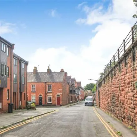 Buy this 3 bed townhouse on Water Tower Street in Chester, CH1 2AD