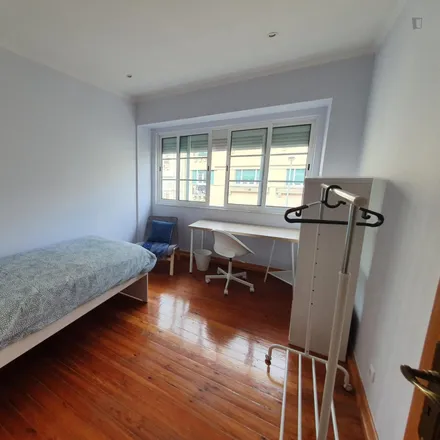 Rent this 5 bed room on Rua Lucinda do Carmo 9 in 1000-226 Lisbon, Portugal