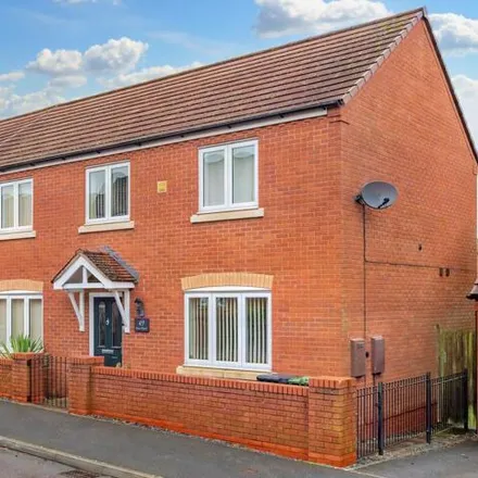 Buy this 4 bed house on Dace Road in Worcester, WR5 3FD