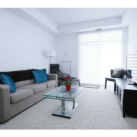 Image 9 - 2160 Sutton Drive, Burlington, ON L7L 0B9, Canada - Apartment for rent