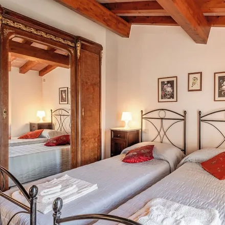 Rent this 2 bed house on Porcari in Via Stazione, 55016 Porcari LU