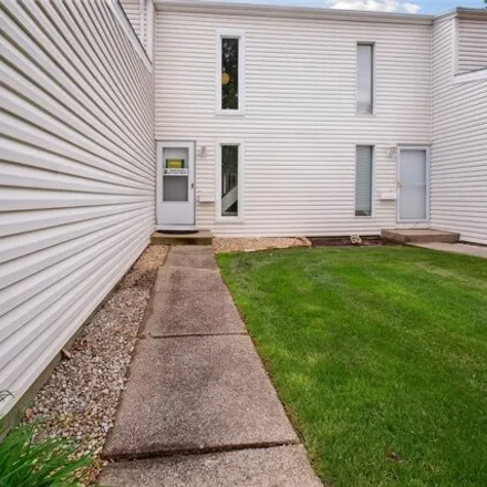 Buy this 3 bed condo on Walnut in Wadsworth, OH 44281