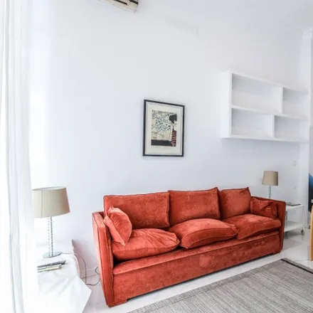 Rent this studio apartment on Madrid in Calle de la Batalla del Salado, 28