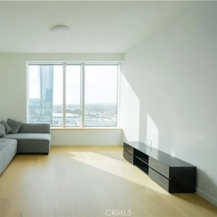 Buy this 1 bed condo on Metropolis Residential Tower I in Harbor Freeway, Los Angeles