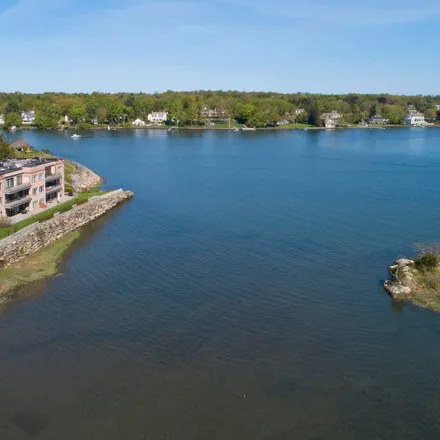 Image 8 - 19 Sound Shore Drive, Cos Cob, Greenwich, CT 06830, USA - Apartment for rent
