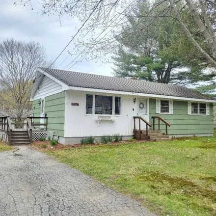 Buy this 3 bed house on 110 Eastmont Square in Farmington, ME 04938