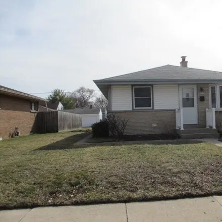 Buy this 3 bed house on 2817 East Bottsford Avenue in Saint Francis, Milwaukee County