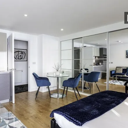 Rent this studio apartment on Union Square in London, United Kingdom