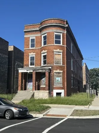 Buy this studio house on 6559 South Peoria Street in Chicago, IL 60620
