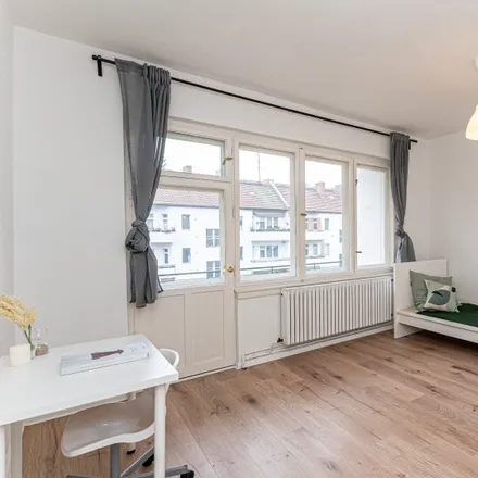 Rent this 3 bed room on Lauterberger Straße 8 in 12347 Berlin, Germany