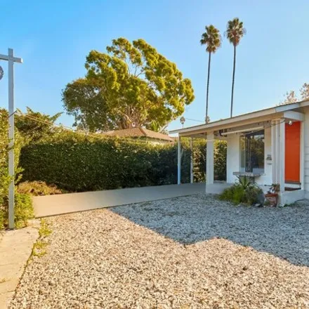 Image 1 - 651 Olive Street, Los Angeles, CA 90291, USA - House for sale