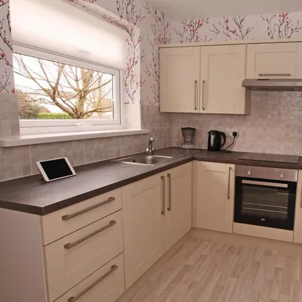 Rent this 2 bed apartment on 2 The Dales in Cottingham, HU16 5JN