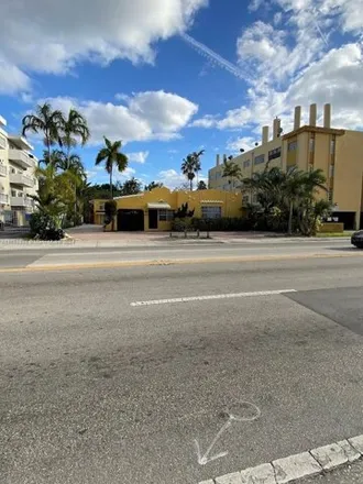 Image 2 - 340 Ne 125th St, North Miami, Florida, 33161 - House for sale
