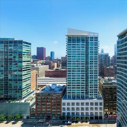 Buy this 2 bed condo on Wells Street Tower in 701 South Wells Street, Chicago