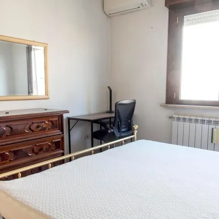 Image 3 - Viale del Tintoretto 32, 00142 Rome RM, Italy - Apartment for rent