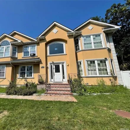 Buy this 6 bed house on 118 East Suffolk Avenue in Central Islip, Islip