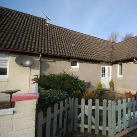 Buy this 2 bed house on Muirfield Place in Kilwinning, KA13 6NZ