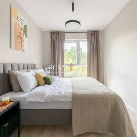 Rent this 2 bed apartment on Warsaw in Skwer Janusza Grabiańskiego, 00-027 Warsaw