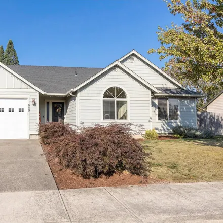Buy this 3 bed house on 710 Andrian Drive in Molalla, Clackamas County