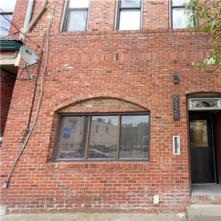 Buy this studio house on 5128 Butler St in Pittsburgh, Pennsylvania