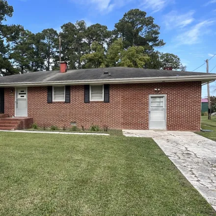 Buy this 3 bed house on 3502 Taylor Street in New Bern, NC 28560