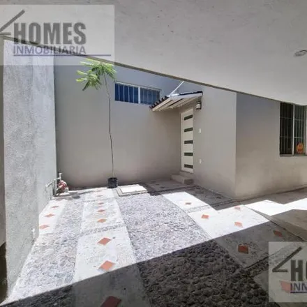 Rent this 2 bed house on Calle Jardín Karakórum in Colonia Lomas de San Luis 2a. Sección, 78216 San Luis Potosí