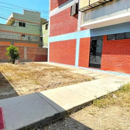 Buy this 4 bed apartment on Avenida Luís Braile in Lima, Lima Metropolitan Area 15082