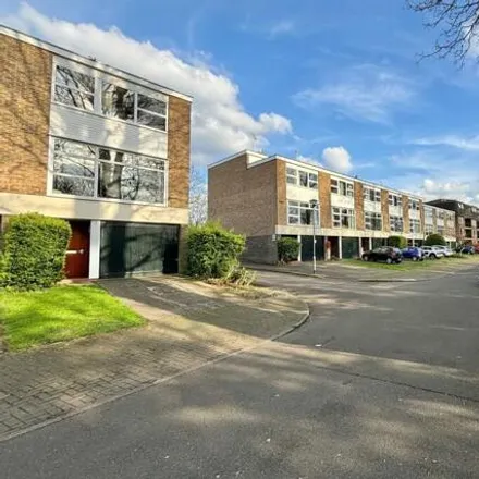 Image 6 - Lakeside, London, BR3 6RQ, United Kingdom - Townhouse for sale