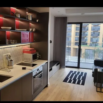 Rent this studio apartment on 105 City Island Way in London, E14 0TS
