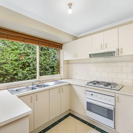Image 9 - 30 Highclere Avenue, Mount Waverley VIC 3149, Australia - Apartment for rent