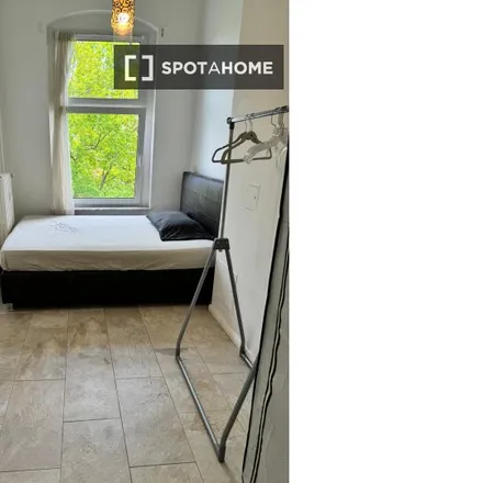 Rent this 2 bed room on Kronprinzendamm 6 in 10711 Berlin, Germany