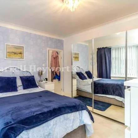 Image 8 - Oxcliffe Avenue, Heysham, LA3 1PT, United Kingdom - Apartment for sale