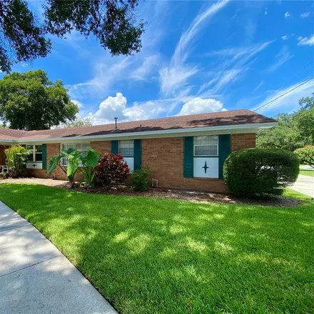 Rent this 3 bed house on 1403 Leighton Avenue in Lakeland, FL 33803