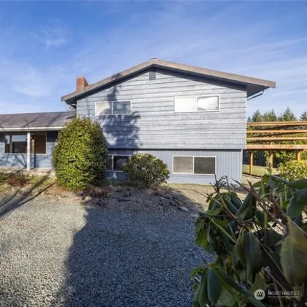 Buy this 3 bed house on 22299 Cully Road in Sedro-Woolley, WA 98284