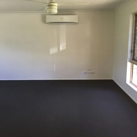 Image 3 - Bernadette Crescent, Rosewood QLD, Australia - Apartment for rent