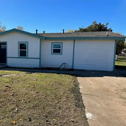 Rent this 3 bed house on 5154 East Berry Street in Fort Worth, TX 76119