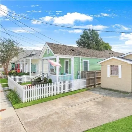 Buy this 5 bed house on 822 Elmira Avenue in Algiers, New Orleans