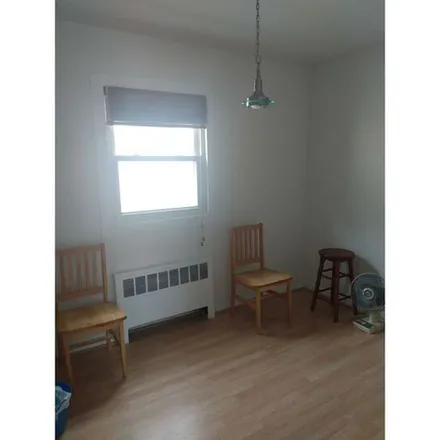 Rent this 3 bed apartment on 5438 Valles Avenue in New York, NY 10471