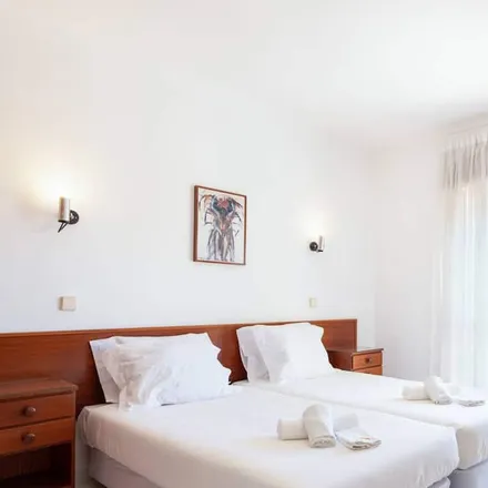 Rent this 2 bed apartment on 8200-110 Distrito de Évora