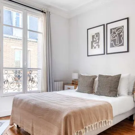Image 3 - 30 Rue des Tournelles, 75004 Paris, France - Apartment for rent