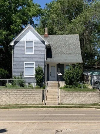 Buy this 3 bed house on 1525 South Main Street in Rockford, IL 61102