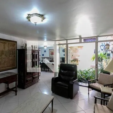 Rent this 4 bed house on Rua Professor Fernando de Magalhães in Regional Noroeste, Belo Horizonte - MG