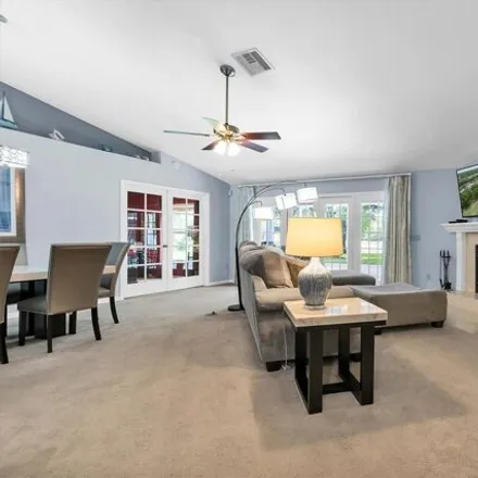 Image 9 - 15668 Eastbourn Drive, Windsor Park at the Eagles, Hillsborough County, FL 33556, USA - House for sale